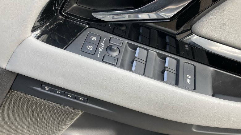 Land Rover Range Rover Evoque 2.0 D200 Autobiography 5dr Auto [Revised] Diesel Hatchback